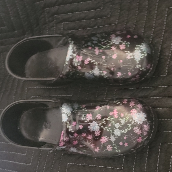 Dansko - Picture 2 of 3